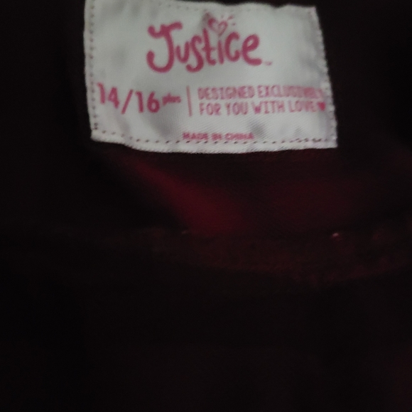 Cute light button down - Picture 3 of 3